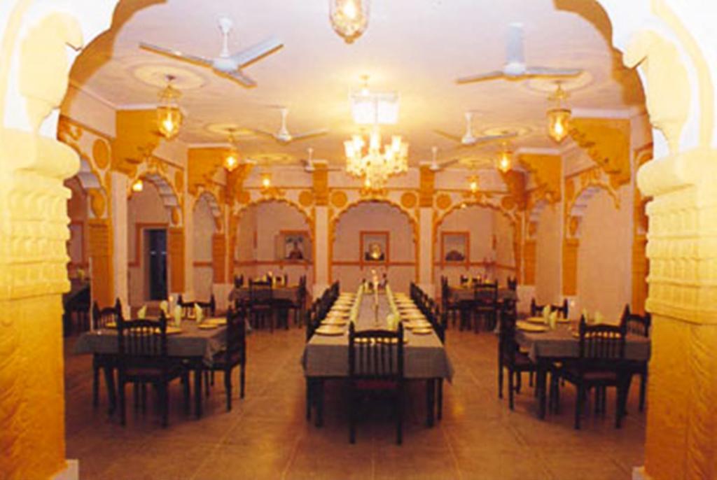 V Resorts Jhalamand Garh Jodhpur Jodhpur  Eksteriør billede